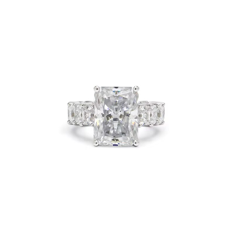 White Brilliance Ring