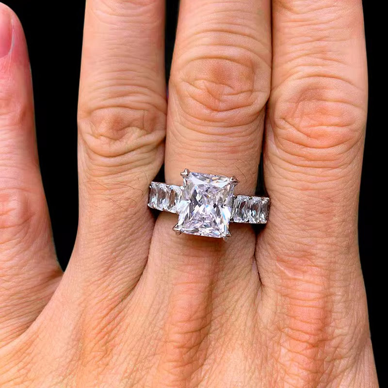 White Brilliance Ring
