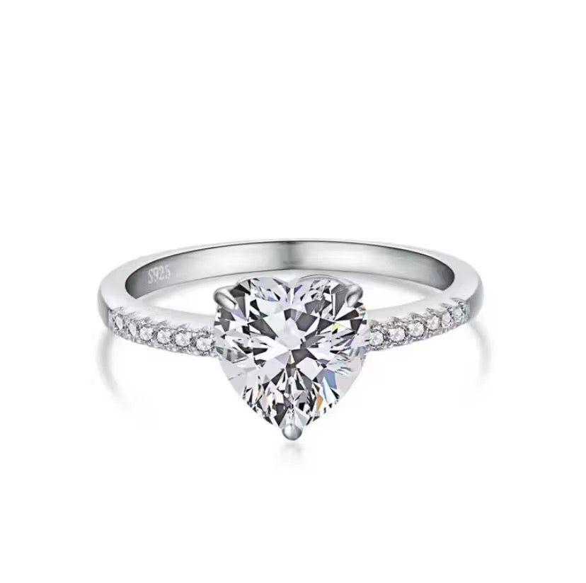 Heart Luxe Ring