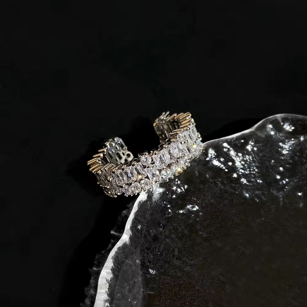 Gleamstone Irregular Starlit Grace Ring