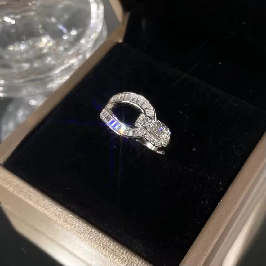 Sparkle Queen Ring