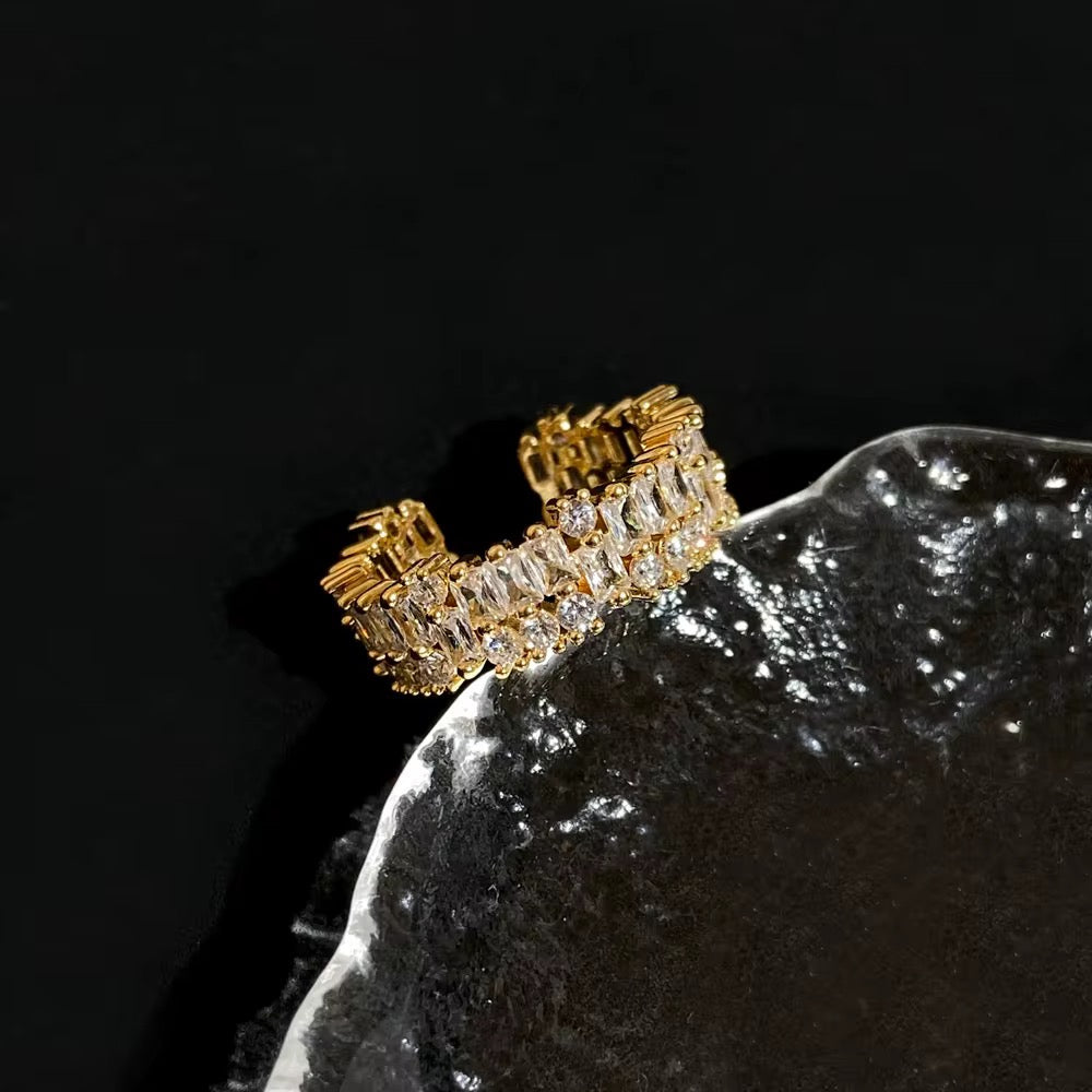 Gleamstone Irregular Starlit Grace Ring