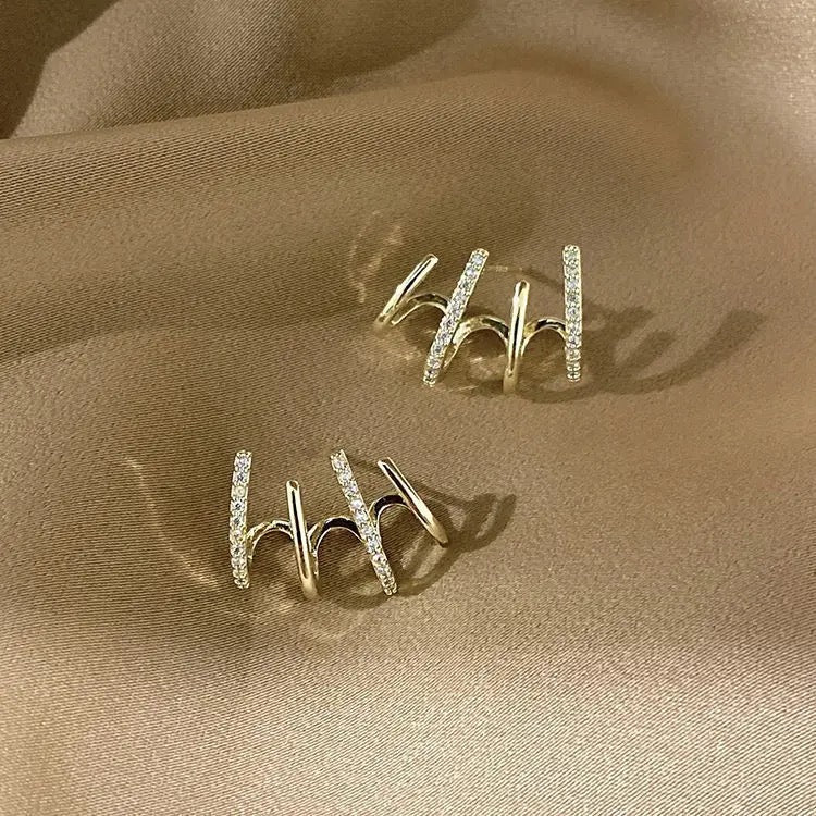 Statement Claw Earrings – 18K Gold Plated Copper