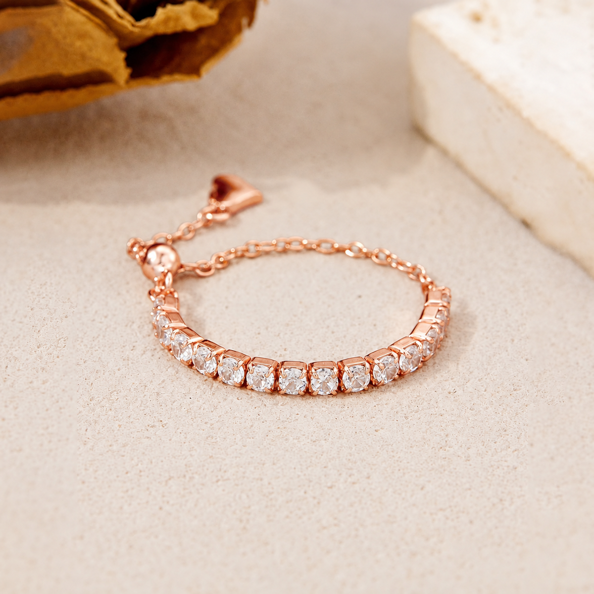 Mehr Adjustable Rhinestones Chain Ring