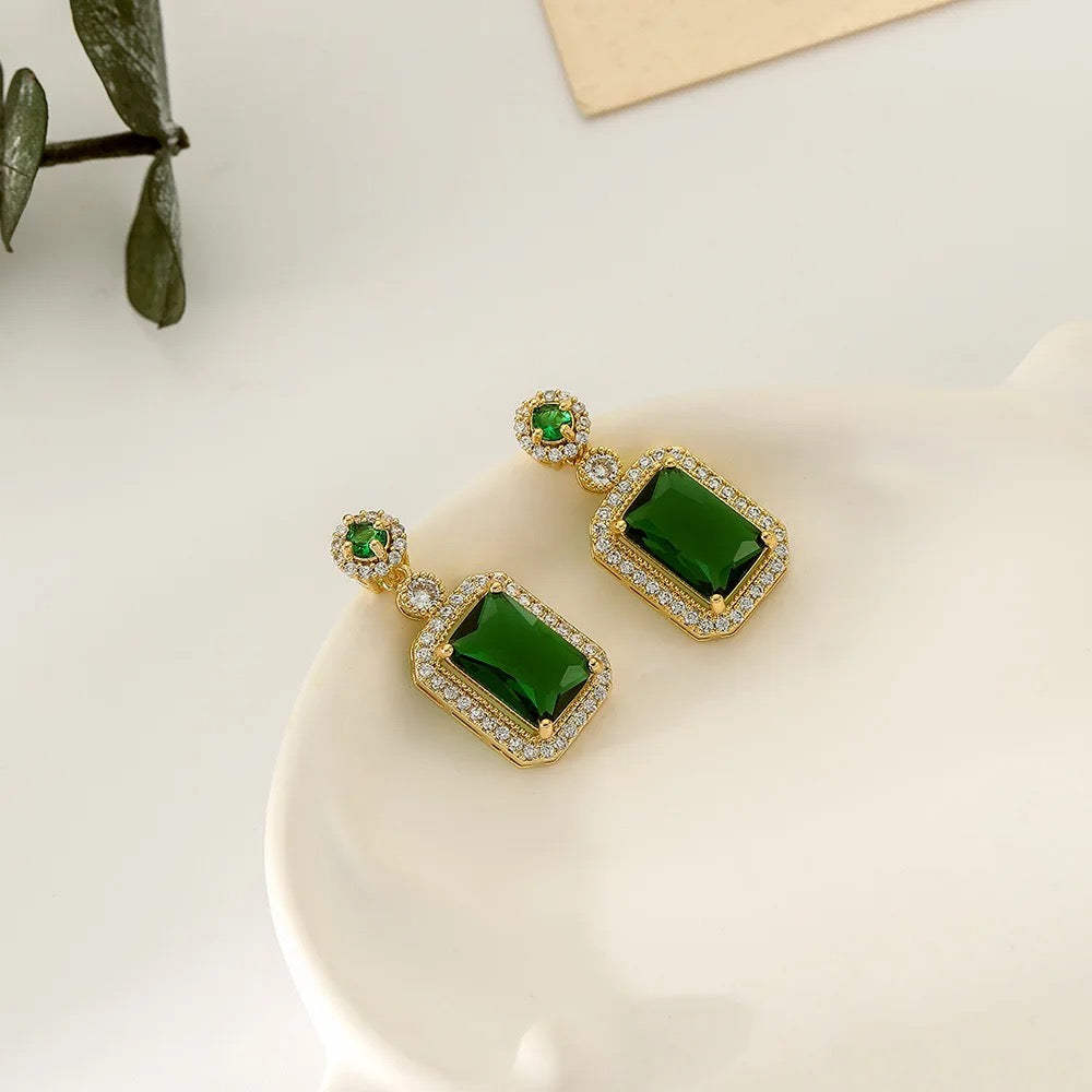 Shamrock Splendor Studs