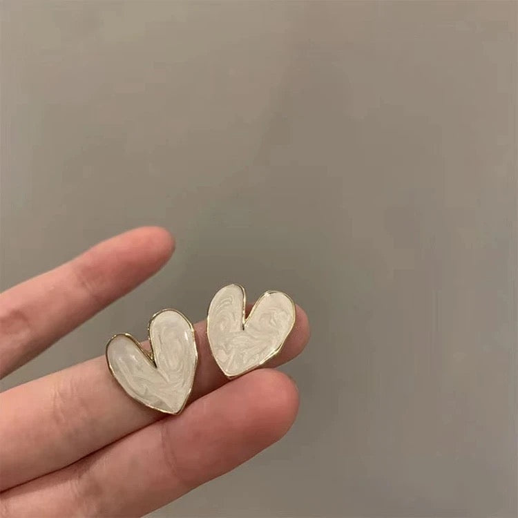 Feather-light Heart Earrings