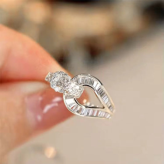 Sparkle Queen Ring