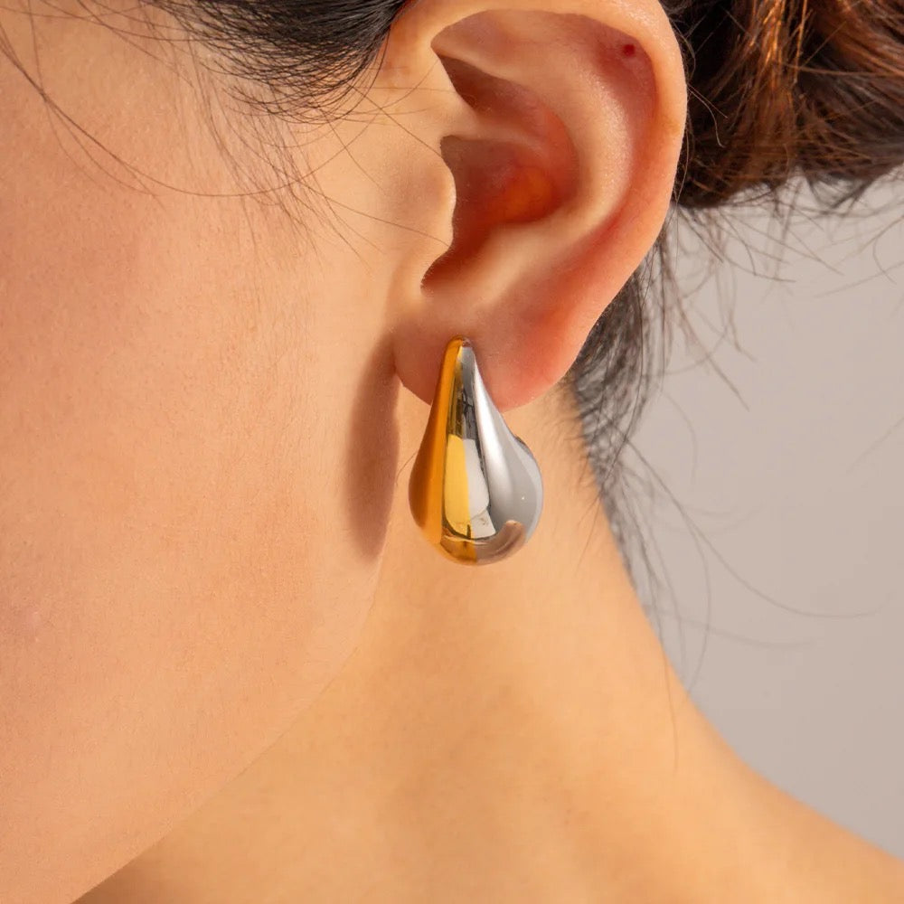 Hollywood Teardrop Earrings