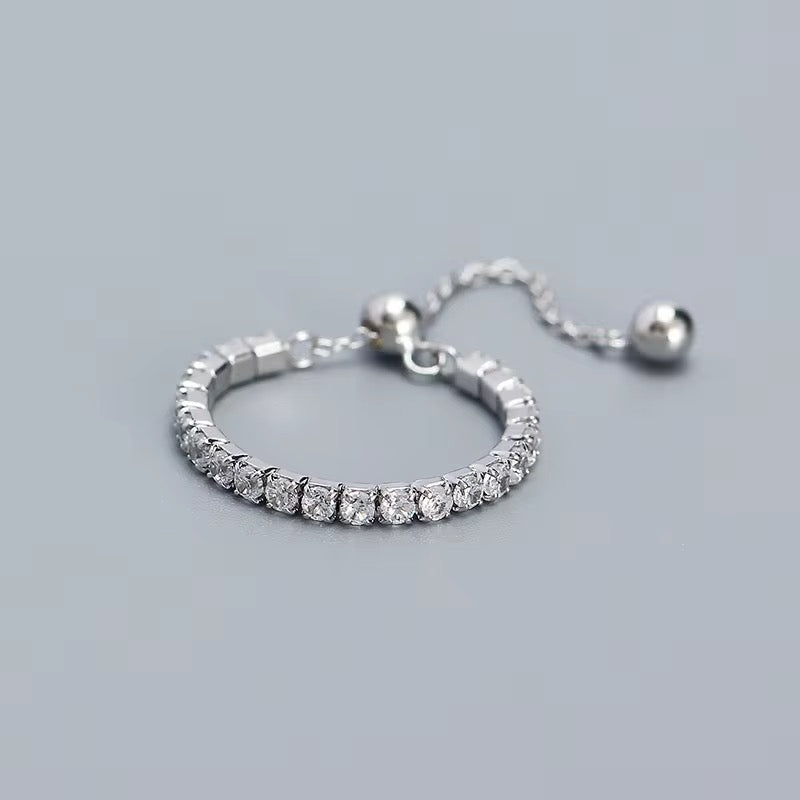 Mehr Adjustable Rhinestones Chain Ring