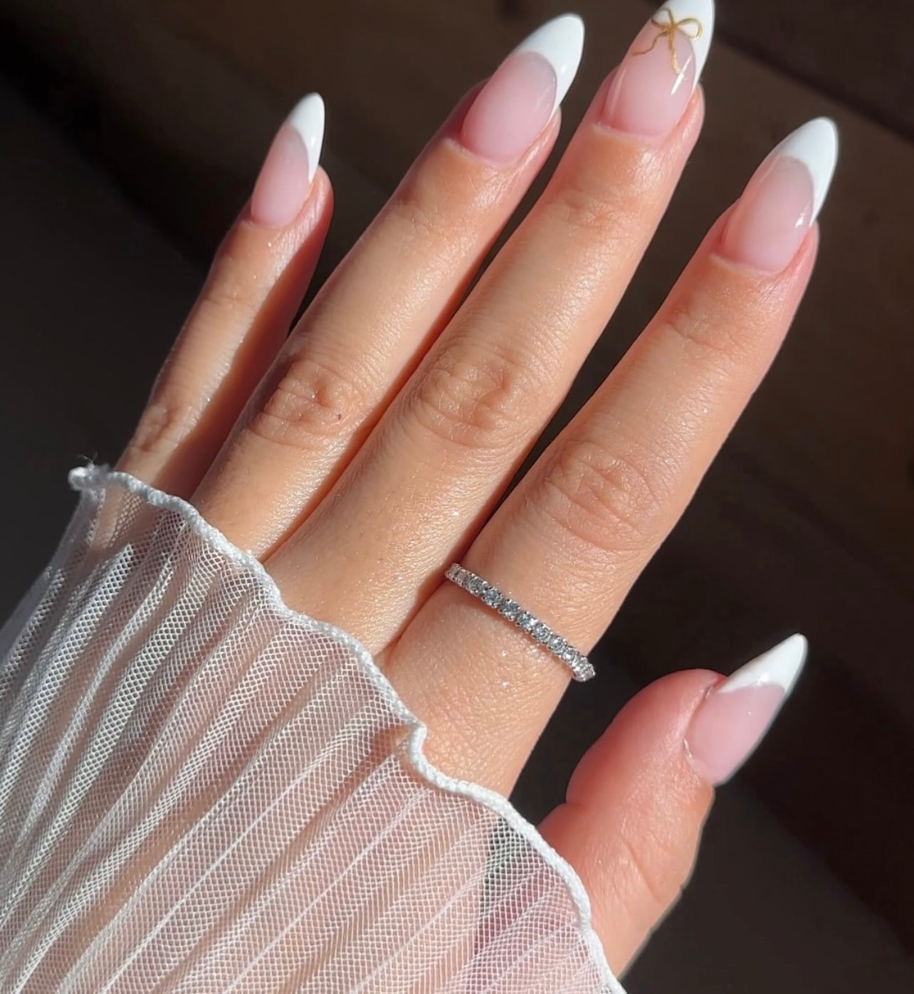 Mehr Adjustable Rhinestones Chain Ring