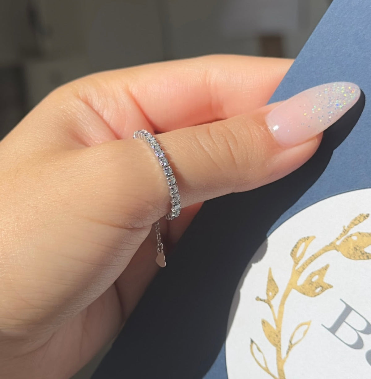 Mehr Adjustable Rhinestones Chain Ring