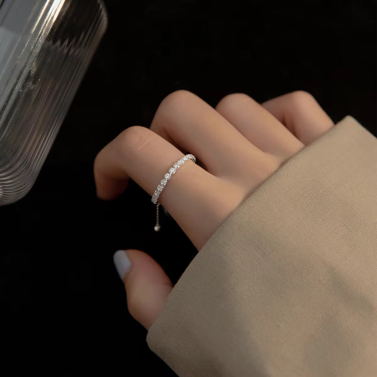 Mehr Adjustable Rhinestones Chain Ring