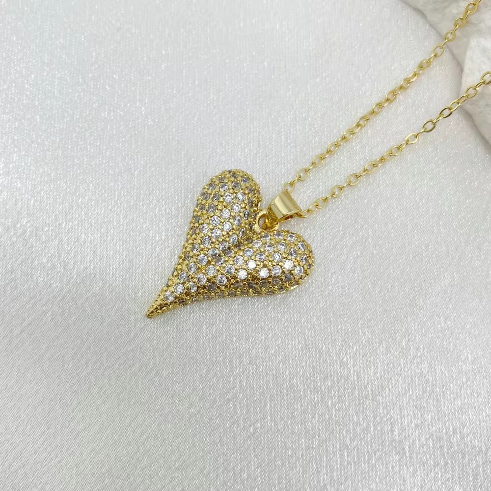 Royalé Heart Pendant