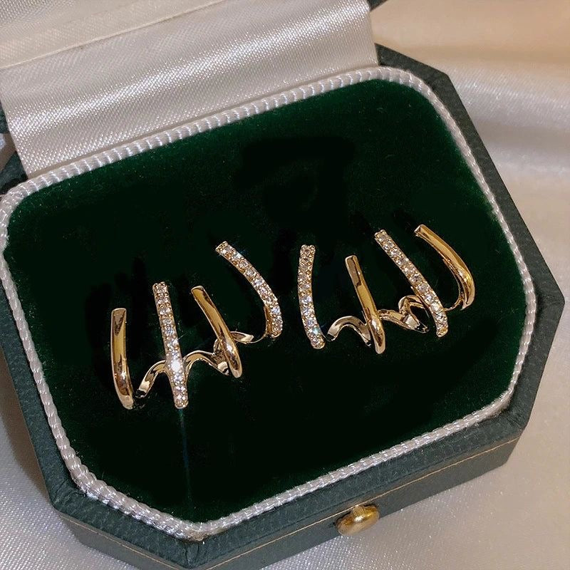 Statement Claw Earrings – 18K Gold Plated Copper