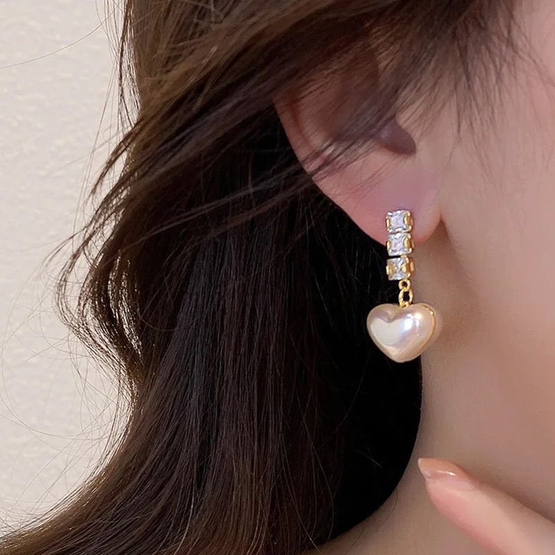 Korean Style Stone Decor Gold Needle Drop Heart Shape Earrings