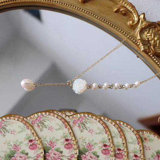 Beautiful Rose With White Pearl Chain Set Pearl