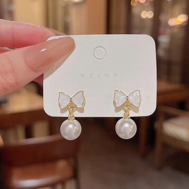 Fashion Pearl Bow Stud Earrings for women and Girls