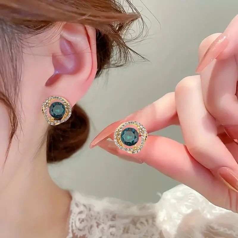 Circular Studs Earrings