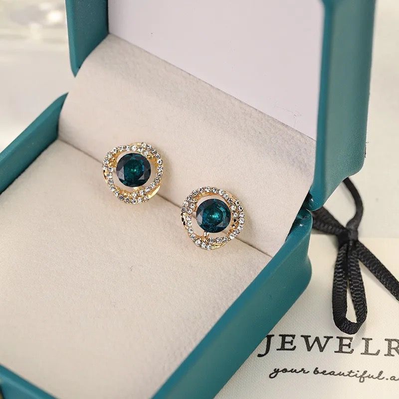 Circular Studs Earrings