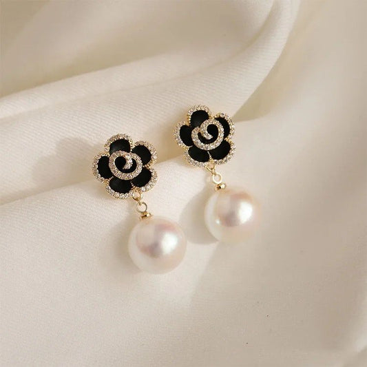 Stylish Pearl Earings Earrings for Women and Girls