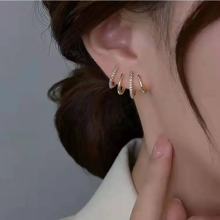 Statement Claw Earrings – 18K Gold Plated Copper