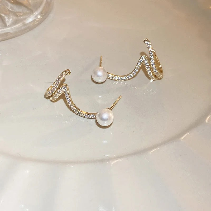 Wave Pearl Studs