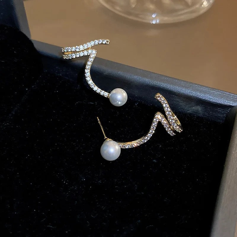 Wave Pearl Studs